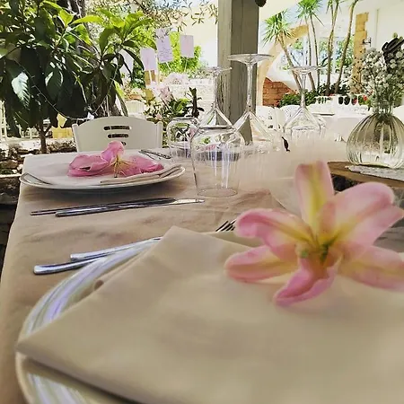 Masseria Il Sorriso Degli Ulivi - Dimora Di Charme Bauernhof *