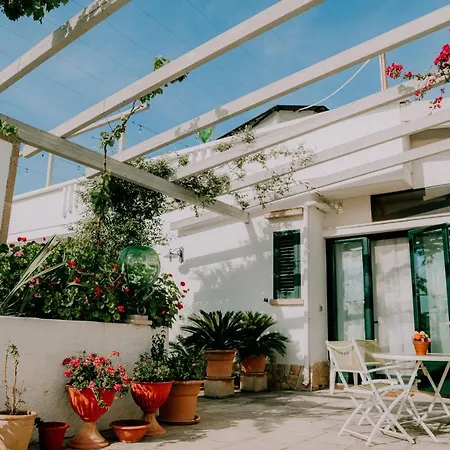 Masseria Il Sorriso Degli Ulivi - Dimora Di Charme Bauernhof