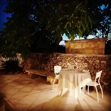 Masseria Il Sorriso Degli Ulivi - Dimora Di Charme * غالّيبولي